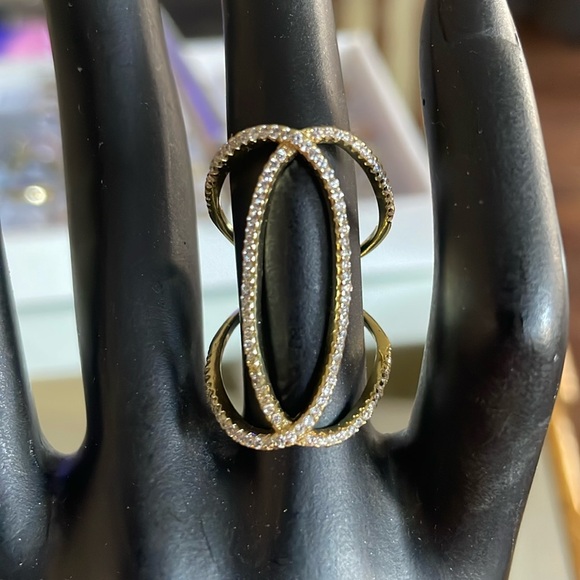 Sterling silver ring - Picture 1 of 8